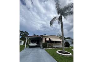 4 Felicidad Court, Fort Pierce, FL 34951 - MLS#B26002403