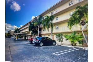 300 26th Avenue, Boynton Beach, FL 33435 - MLS#B26002419