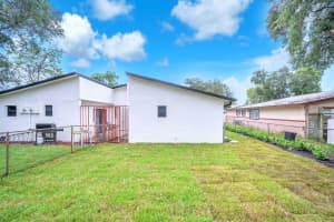 2460 58th Manor, Dania Beach, FL 33312 - MLS#B26002423