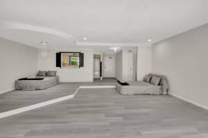 410 Spanish River Boulevard, Boca Raton, FL 33431 - MLS#B26002436