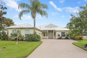 152 Magnolia Lakes Boulevard, Port Saint Lucie, FL 34986 - MLS#B26002447