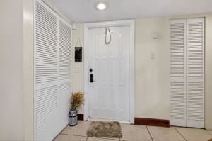 6171 170th Lane, Hialeah, FL 33015 - MLS#B26002467