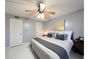 8021 Sunrise Lakes Drive, Sunrise, FL 33322 - MLS#B26002475