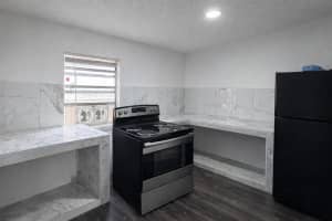 615 Sapodilla Avenue, West Palm Beach, FL 33401 - MLS#B26002498