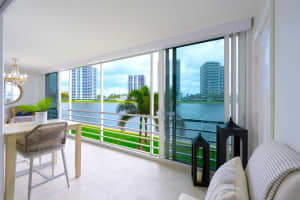 44 Yacht Club Drive, North Palm Beach, FL 33408 - MLS#B26002526