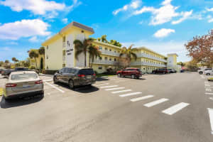 1100 Ponce De Leon Circle, Vero Beach, FL 32960 - MLS#B26002549