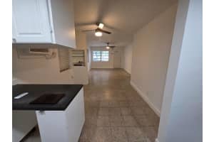 304 4th Avenue, Hallandale Beach, FL 33009 - MLS#B26002585