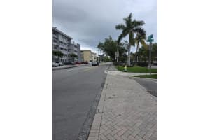 304 4th Avenue, Hallandale Beach, FL 33009 - MLS#B26002585