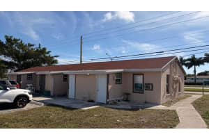 752 Martin Luther King Junior Boulevard, Riviera Beach, FL 33404 - MLS#B26002616