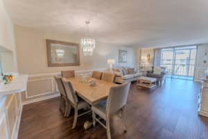 4725 Lucerne Lakes Blvd Boulevard, Lake Worth, FL 33467 - MLS#B26002631