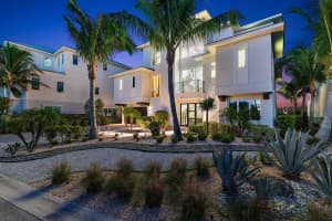 8020 Ocean Drive, Jensen Beach, FL 34957 - MLS#B26002632