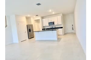 586 Salisbury Circle, Fort Pierce, FL 34982 - MLS#B26002667