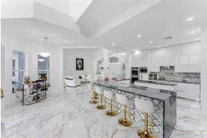 11910 Osprey Point Circle, Wellington, FL 33449 - MLS#B26002670