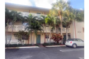 3213 103rd Terrace, Coral Springs, FL 33065 - MLS#B26002701