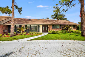 320 Country Club Drive, Atlantis, FL 33462 - MLS#B26002718