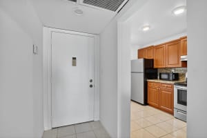 11 Royal Palm Way, Boca Raton, FL 33432 - MLS#B26002816