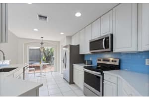 23426 Alzira Circle, Boca Raton, FL 33433 - MLS#B26002828