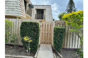 417 Arabian Road, Palm Springs, FL 33461 - MLS#B26002829