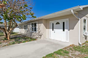 1107 Ithaca Street, Port Saint Lucie, FL 34983 - MLS#B26002835