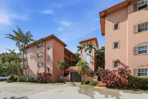 630 Tennis Club Drive, Wilton Manors, FL 33311 - MLS#B26002853