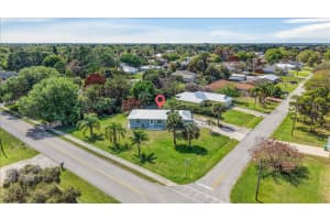 262 Easy Street, Sebastian, FL 32958 - MLS#B26002865