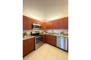 2950 Olivewood Terrace, Boca Raton, FL 33431 - MLS#B26002867