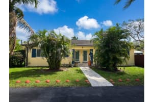 12055 9th Avenue, Biscayne Park, FL 33161 - MLS#B26002884