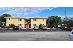 1420 4th Avenue, Pompano Beach, FL 33060 - MLS#B26002897