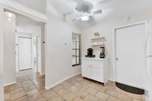 5861 Sunswept Lane, Boynton Beach, FL 33437 - MLS#B26002911