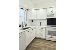 5860 44th Street, Lauderhill, FL 33319 - MLS#B26002925