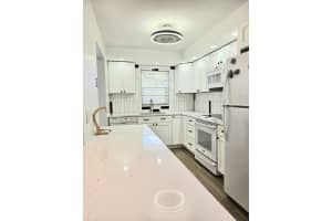 5860 44th Street, Lauderhill, FL 33319 - MLS#B26002925