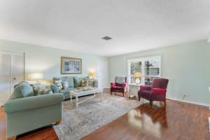 2015 Seacrest Boulevard, Boynton Beach, FL 33435 - MLS#B26002931