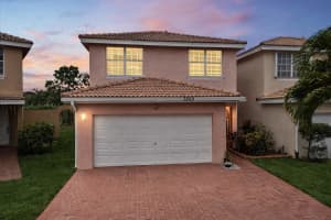 3869 Sienna Greens Terrace, Lauderhill, FL 33319 - MLS#B26002936