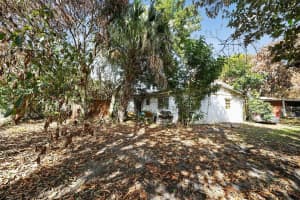 1913 Wyoming Avenue, Fort Pierce, FL 34982 - MLS#B26002942