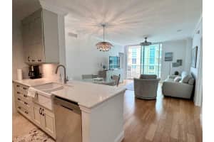 700 Boynton Beach Boulevard, Boynton Beach, FL 33435 - MLS#B26002964