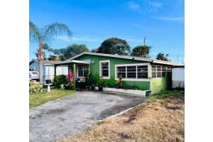 925 3rd Street, Riviera Beach, FL 33404 - MLS#B26002996
