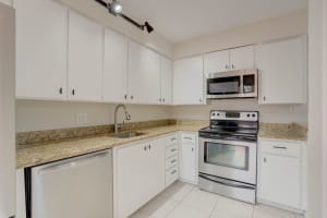 904 9th Court, Palm Beach Gardens, FL 33410 - MLS#B26003006