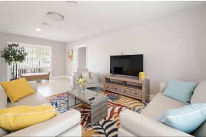 2740 1st Court, Pompano Beach, FL 33062 - MLS#B26003016