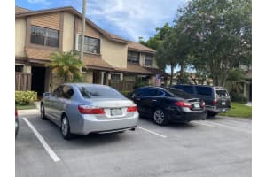 3961 Cocoplum Circle, Coconut Creek, FL 33063 - MLS#B26003029