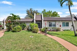 162 Lake Susan Lane, West Palm Beach, FL 33411 - MLS#B26003043