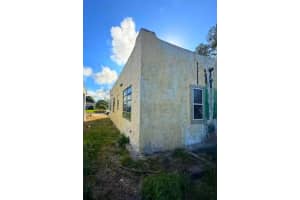 1150 25th Street, Riviera Beach, FL 33404 - MLS#B26003084