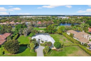 1711 Breakers West Boulevard, West Palm Beach, FL 33411 - MLS#B26003100