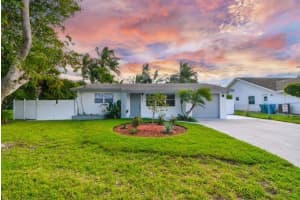702 10th Avenue, Boynton Beach, FL 33435 - MLS#B26003120
