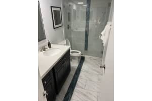 2100 33rd Avenue, Fort Lauderdale, FL 33305 - MLS#B26003123