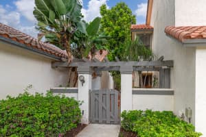 5529 Ilford Court, Boca Raton, FL 33486 - MLS#B26003136