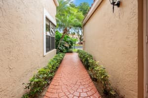 22675 Meridiana Drive, Boca Raton, FL 33433 - MLS#B26003152