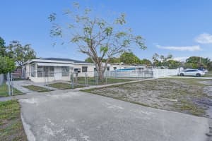 251 57th Street, Hialeah, FL 33013 - MLS#B26003188