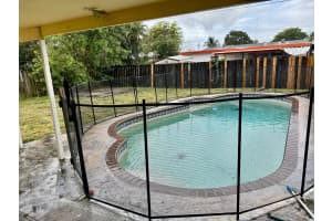 810 69th Avenue, Hollywood, FL 33024 Sold 05/01/26