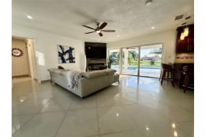 481 Tropical Way, Plantation, FL 33317 - MLS#B26003214