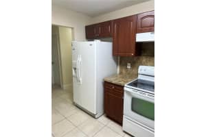 9 44th Street, Deerfield Beach, FL 33064 - MLS#B26003230